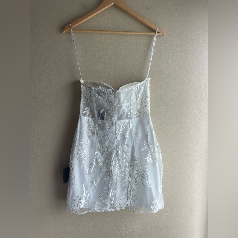 New Lulus Unreal Date White Sequin Embroidered Strapless Mini Dress Size Large - Picture 8 of 13
